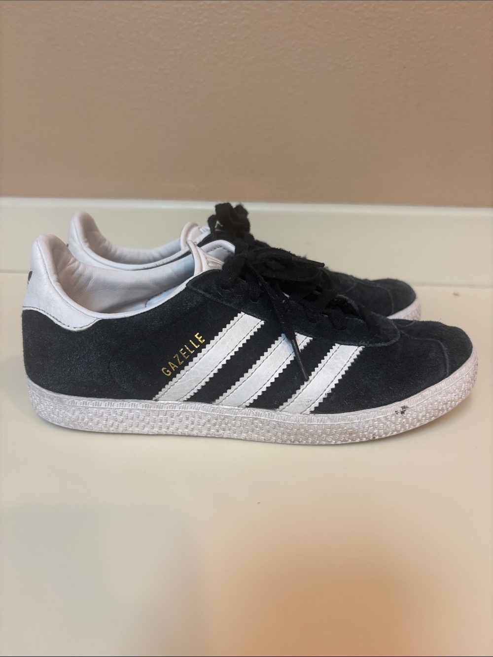 Adidas Kids Gazelle Suede Black kids 3.5